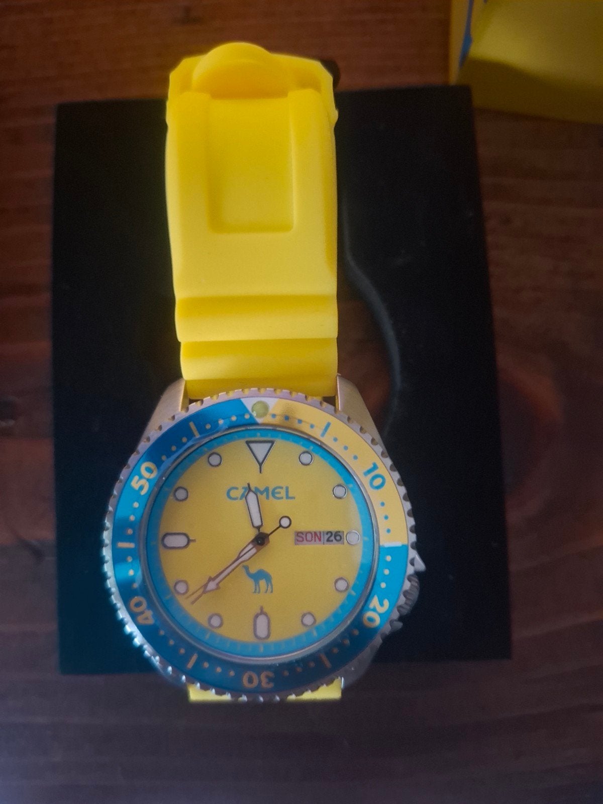 Camel horloge -collectors item duitse uitvoering, Staal, Polshorloge, Kunststof, Zo goed als nieuw