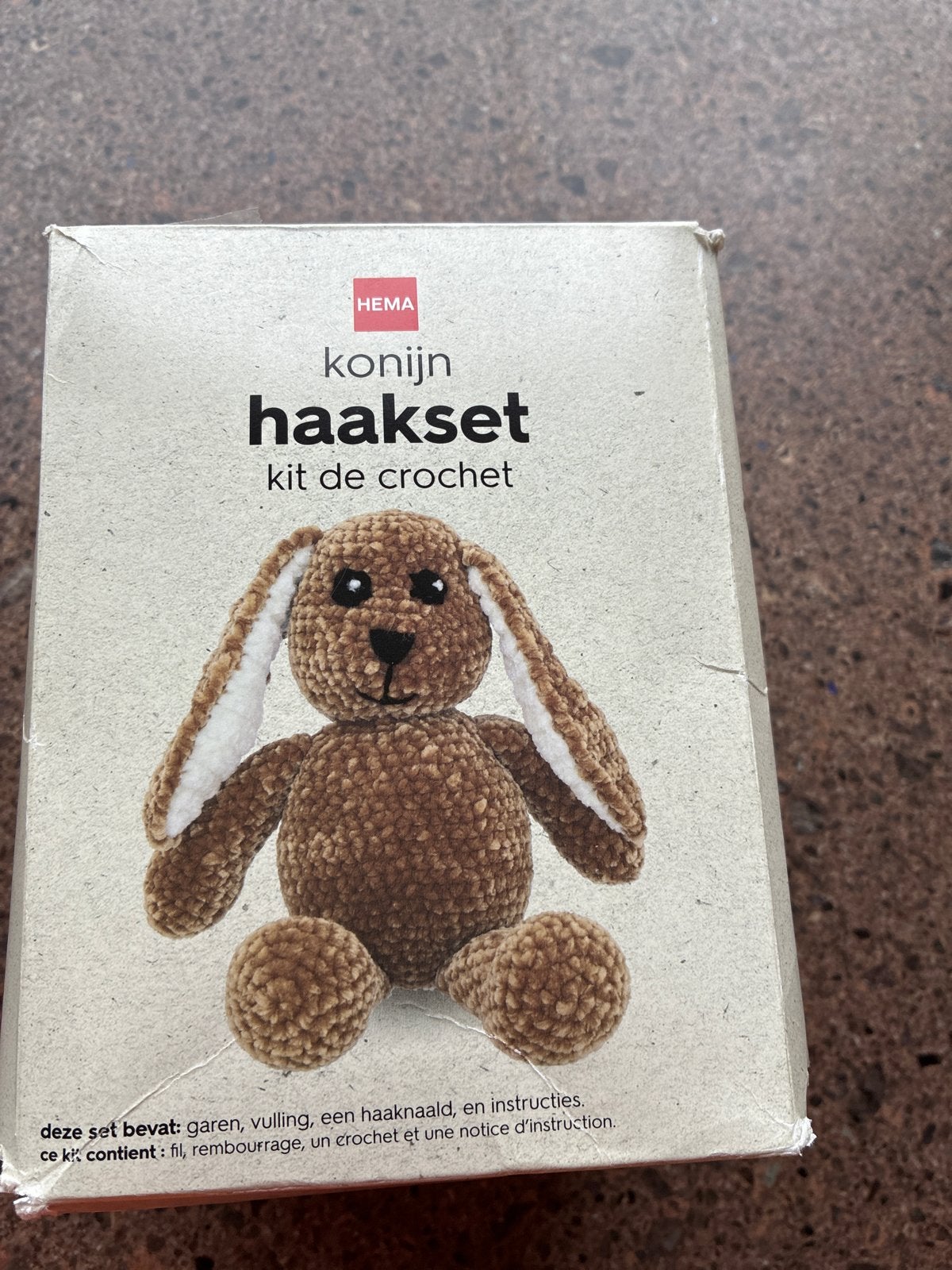 Hema Konijn Haakset - DIY Knuffel Konijn, Hobby en Vrije tijd, Breien en Haken, Ophalen of Verzenden, Zo goed als nieuw, Haken