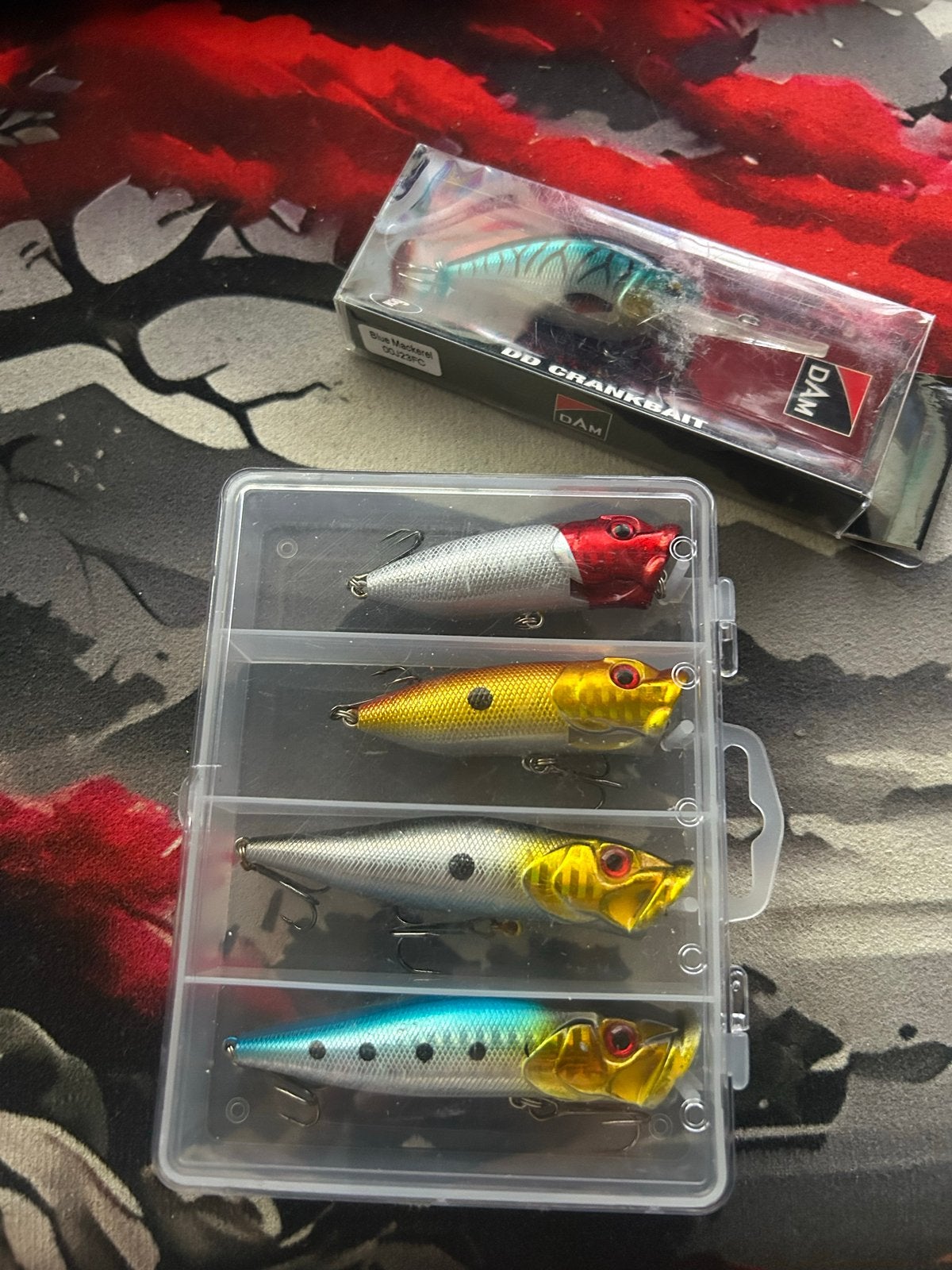 Set van 5 kunstaas pluggen, waaronder DAM DD Crankbait, Ophalen, Zo goed als nieuw, Kunstaas