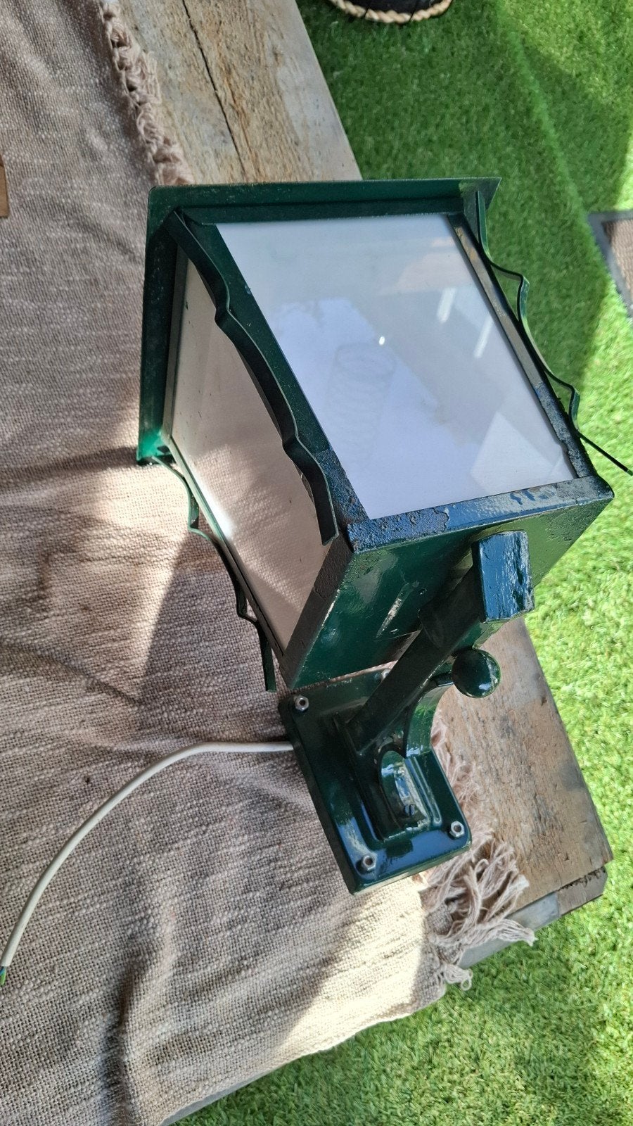 cafélantaarn, Ophalen, Gebruikt, Netvoeding, 50 tot 250 watt