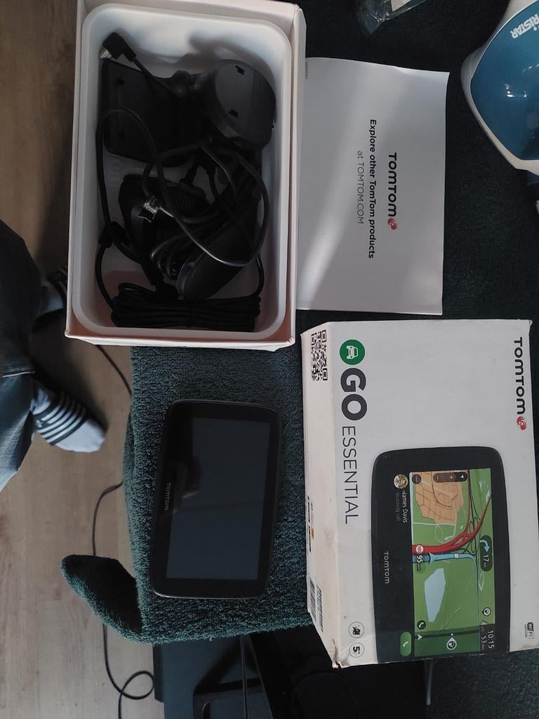 TomTom GO Essential navigatiesysteem, Auto diversen, Autonavigatie, Ophalen of Verzenden