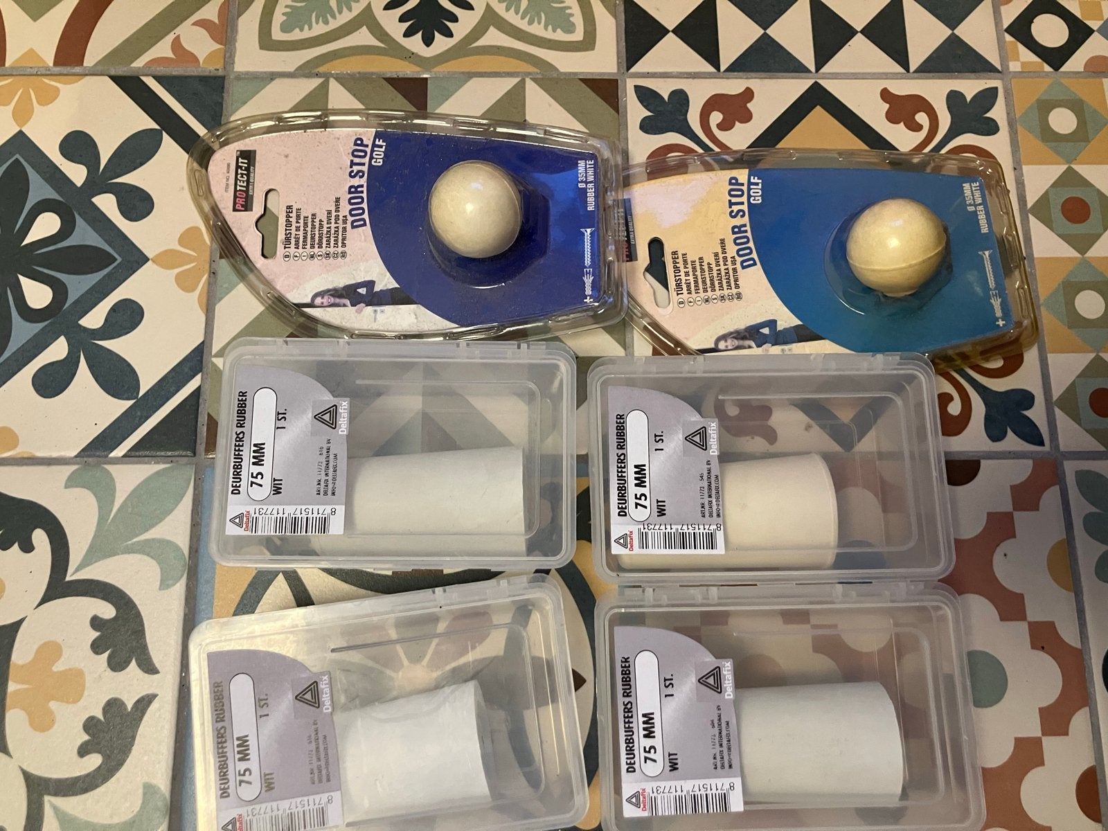 Nieuwe deurstopper en deurbuffers, deels verkleurd, Doe-het-zelf en Verbouw, Ophalen of Verzenden, Nieuw, Overige materialen, Overige typen