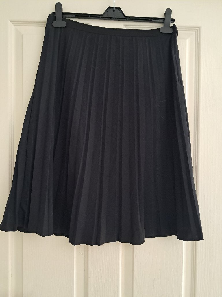 Zwarte plooi-rok, Kleding | Dames, Maat 38/40 (M), H&M, Verzenden, Zwart