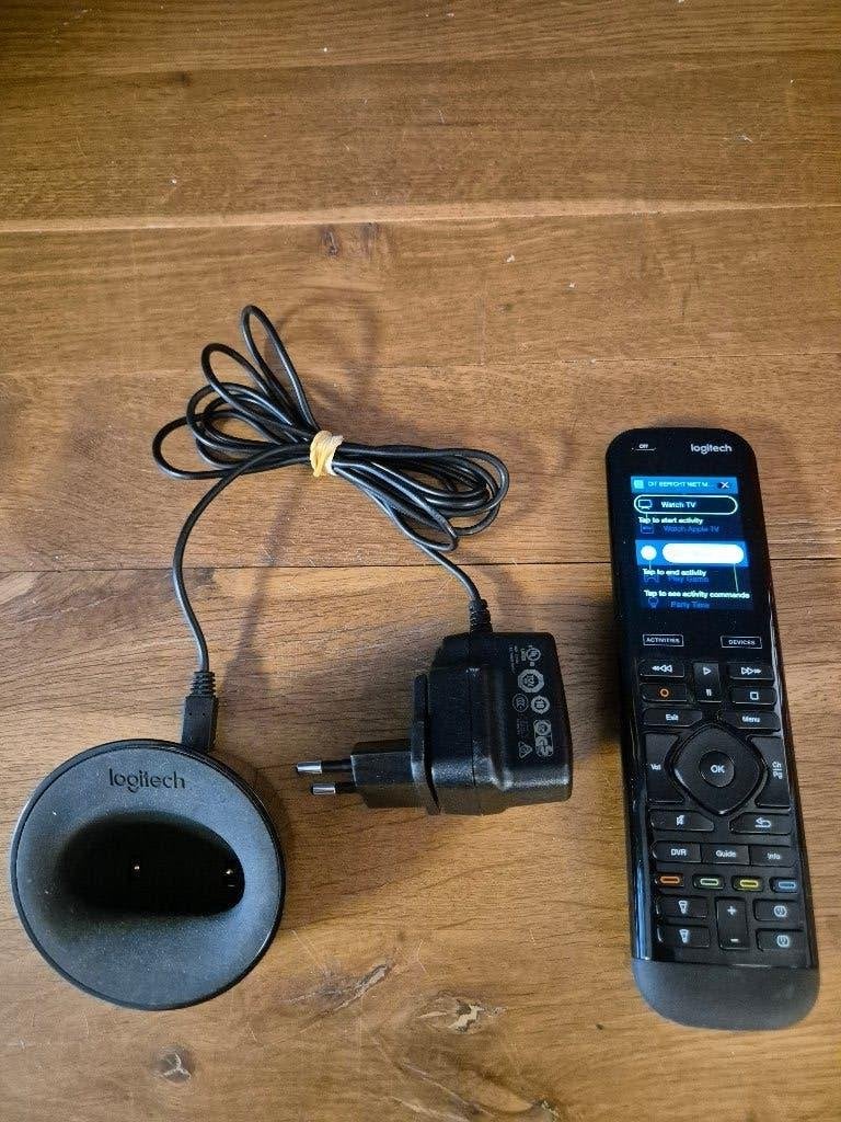 Logitech Harmony, Gebruikt, Ophalen of Verzenden, Origineel, Info@gebruuktgerei.nl