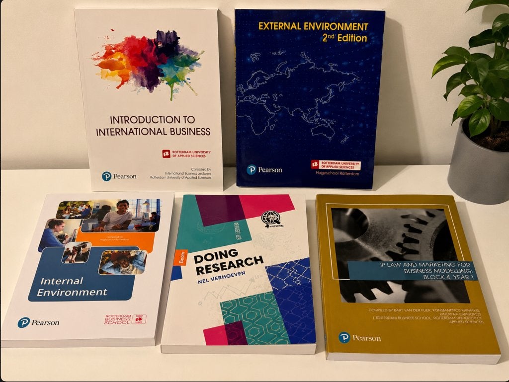 5 studieboeken International Business RBS, Ophalen of Verzenden, Zo goed als nieuw, Economie en Marketing, Diverse auteurs