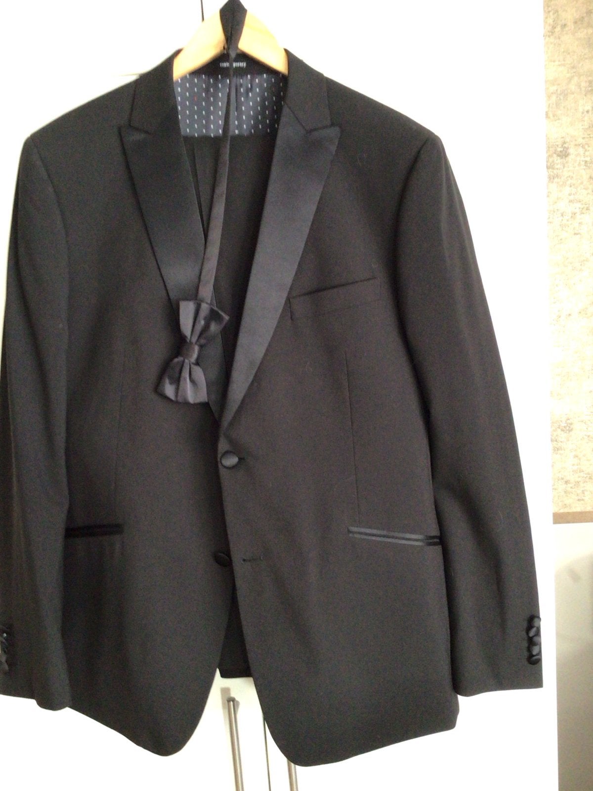 Stijlvol Zwarte Smoking - Maat 56, Kleding | Heren, Ophalen of Verzenden, Zo goed als nieuw, Maat 56/58 (XL), Zwart