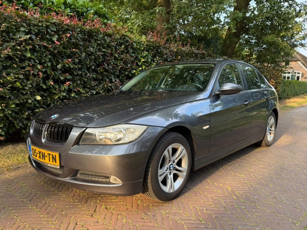 BMW 3 Serie 318i Business Line (bj 2007, automaat), Auto's, 4 cilinders, 129 pk, Parkeersensor, Bedrijf