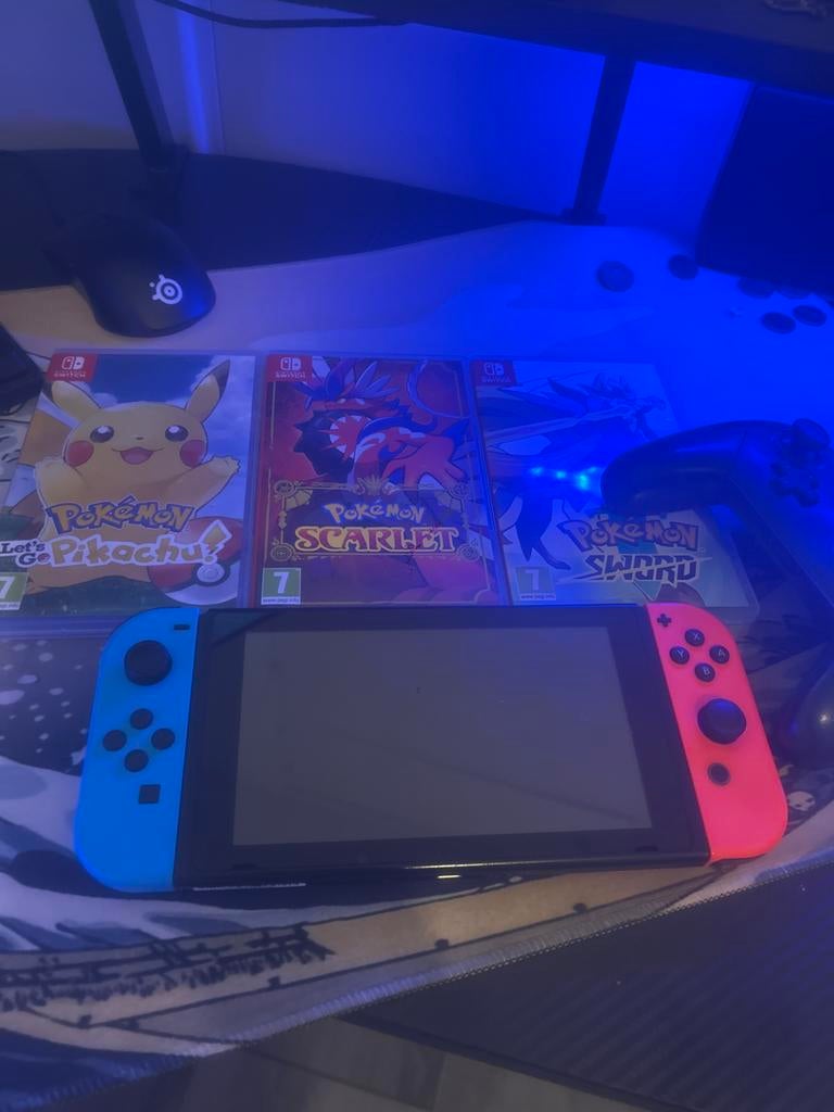 Nintendo Switch met 3 Pokémon games en controller, Ophalen, Gebruikt