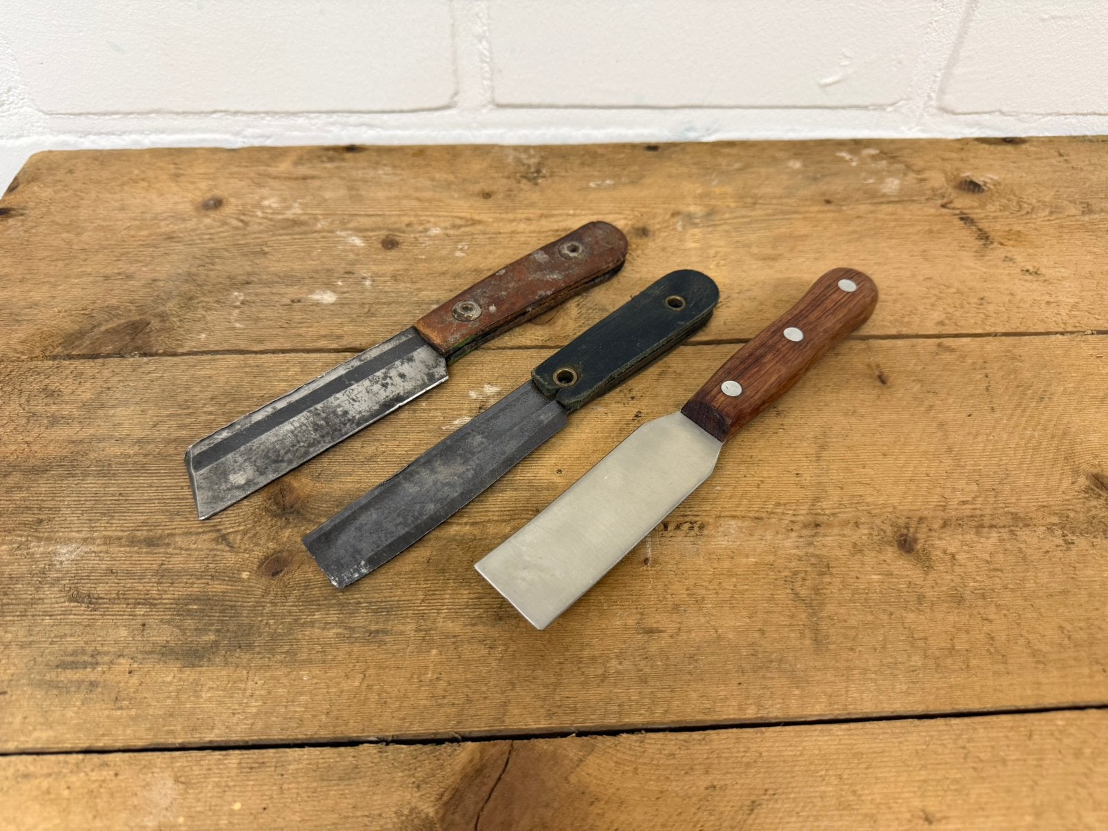 3 x oud gereedschap van schilder timmerman, Ophalen of Verzenden