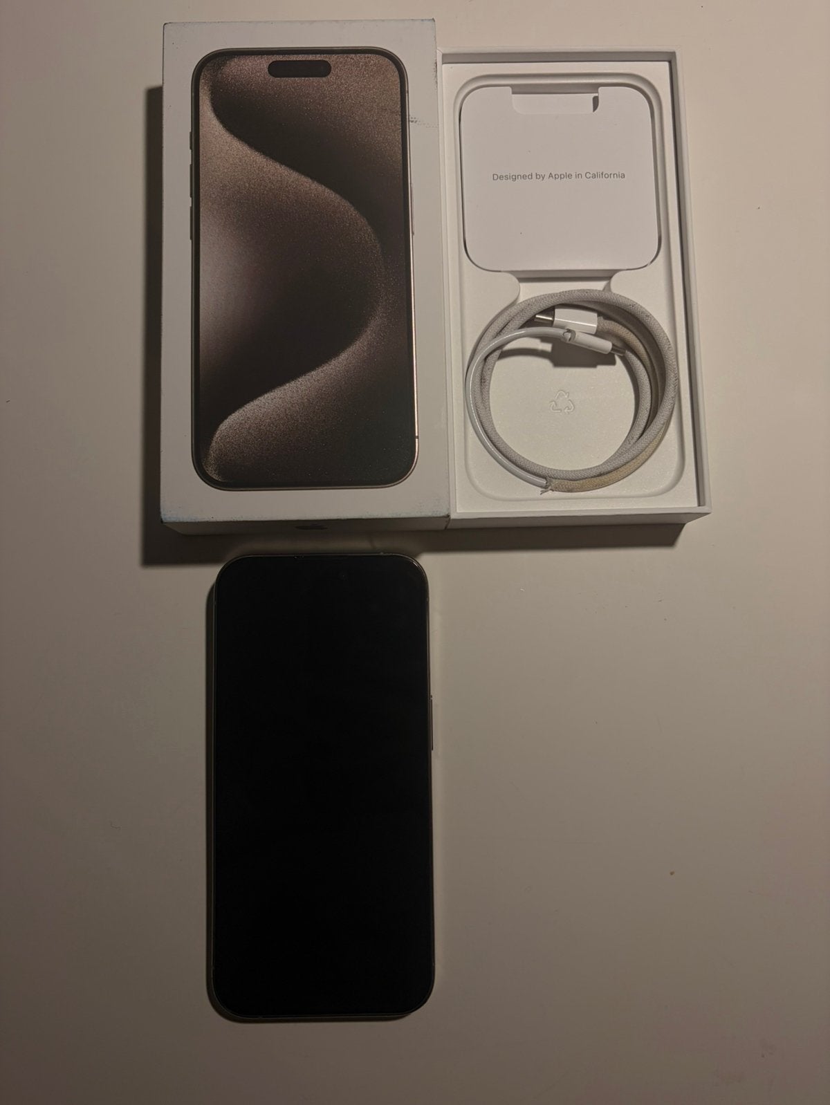 Iphone 15 pro 256gb natural titanium, Telecommunicatie, Mobiele telefoons | Apple iPhone, Ophalen, Zo goed als nieuw, 256 GB, IPhone 15 Pro