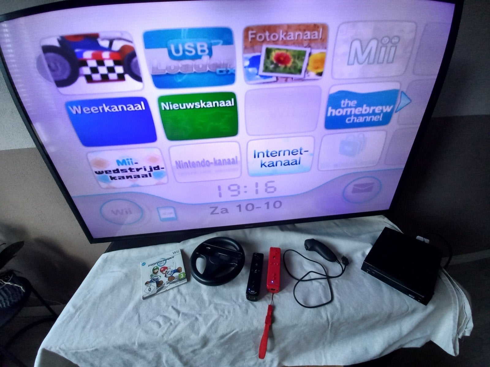 nintendo wii (model uit 2006), Ophalen, Zwart, Met 2 controllers, Gebruikt