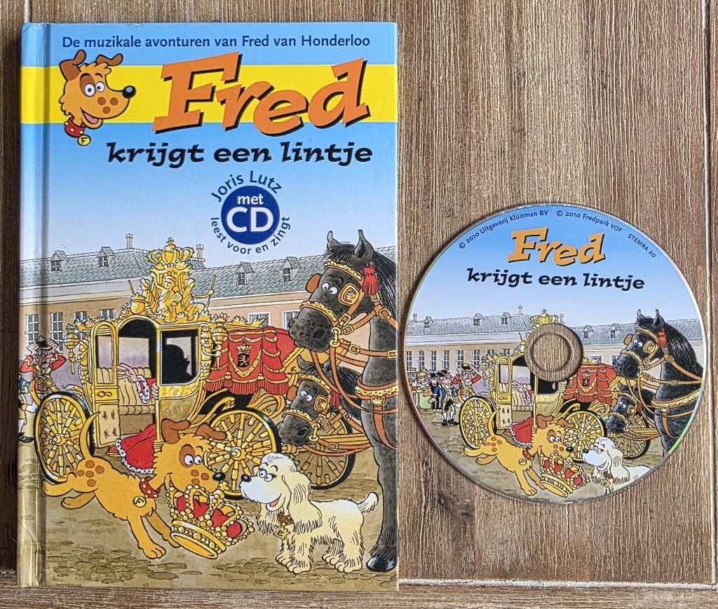 Fred krijgt een lintje - Den Haag - Fred uit Honderloo, Boeken, Fictie algemeen, Jongen of Meisje, Ophalen of Verzenden, Zo goed als nieuw