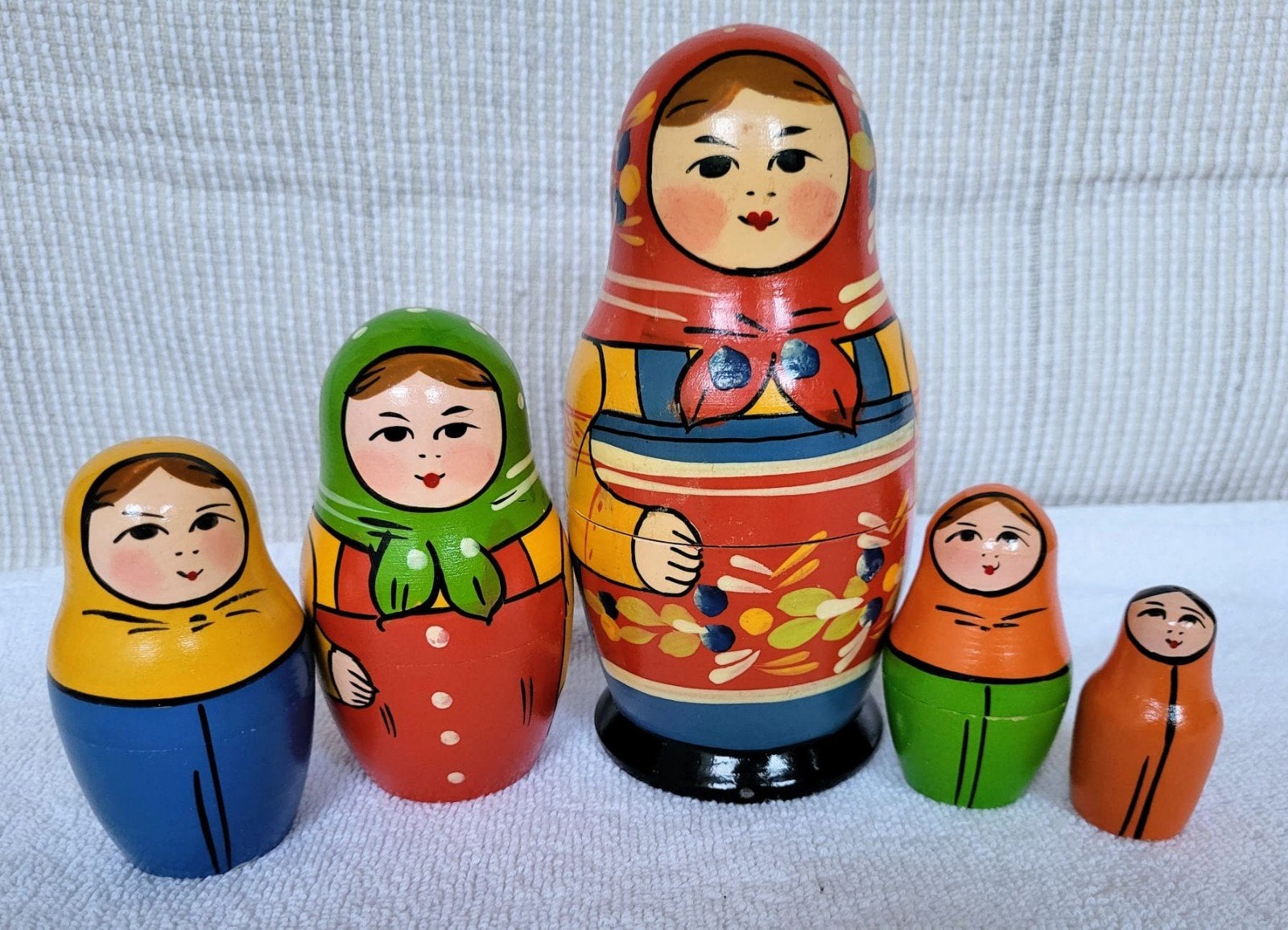 Zeer leuke Oude Matroesjka, 5 delig, Ophalen of Verzenden, Zo goed als nieuw