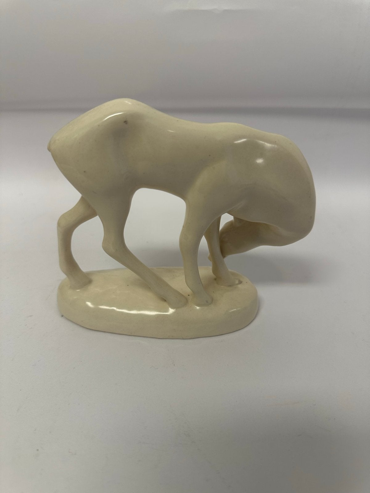 Koninklijke Plateelbakkerij Zuid-Holland Gouda hert beeldje, Antiek en Kunst, Verzenden