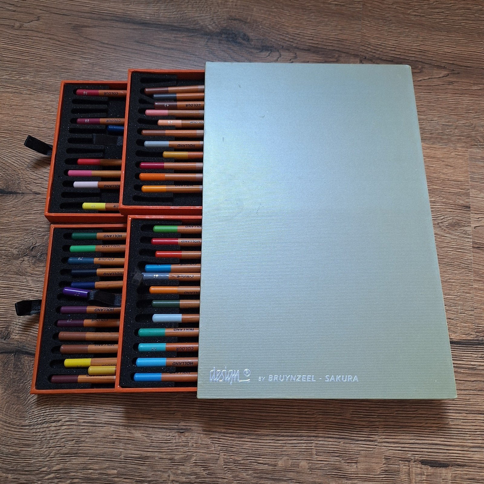 Bruynzeel Sakura Design Kleurpotloden Set, Hobby en Vrije tijd, Ophalen of Verzenden, Zo goed als nieuw, Potlood of Stift