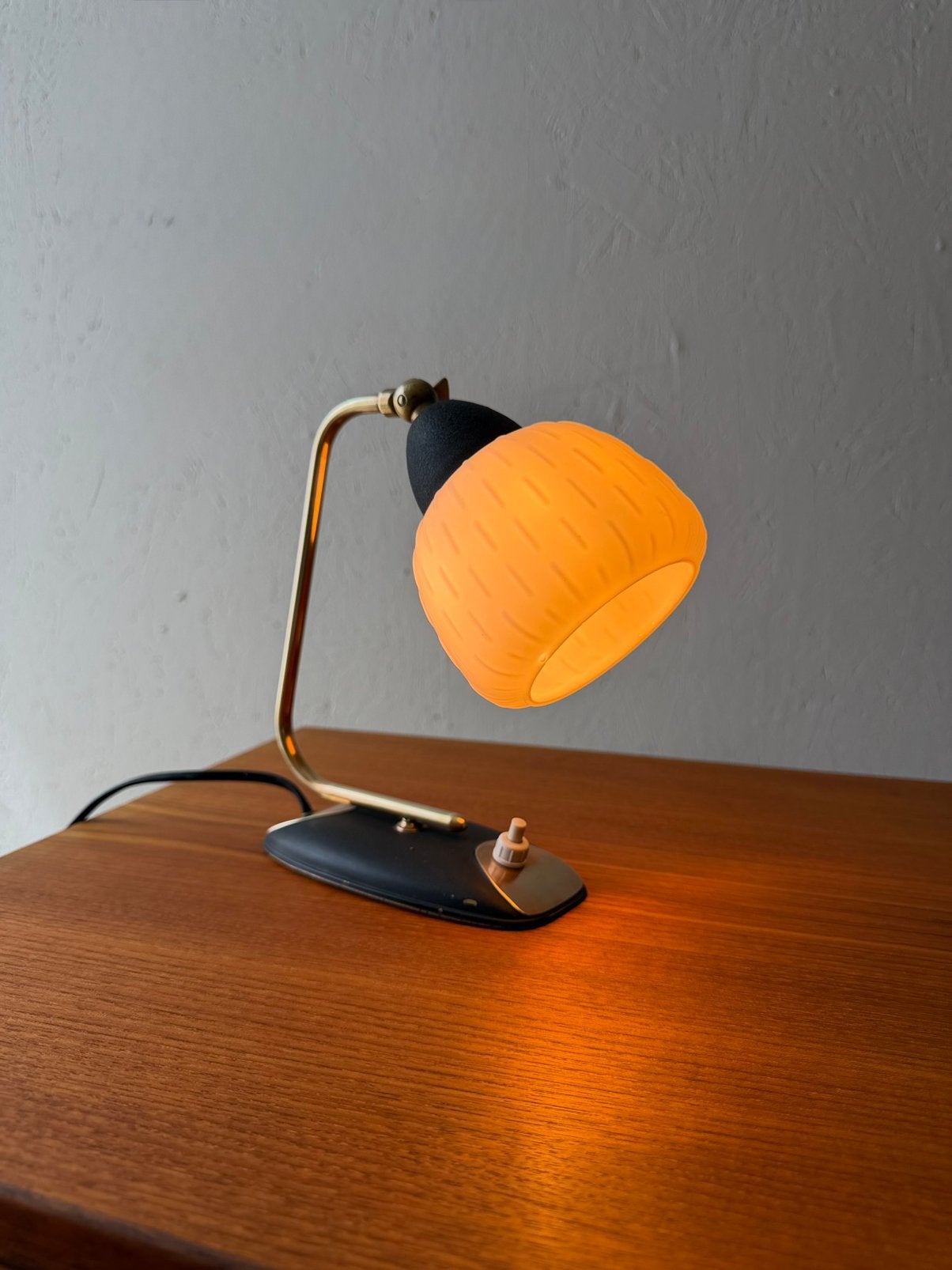 Vintage schemerlamp van messing en melkglas | Bij de Tijd, Ophalen of Verzenden