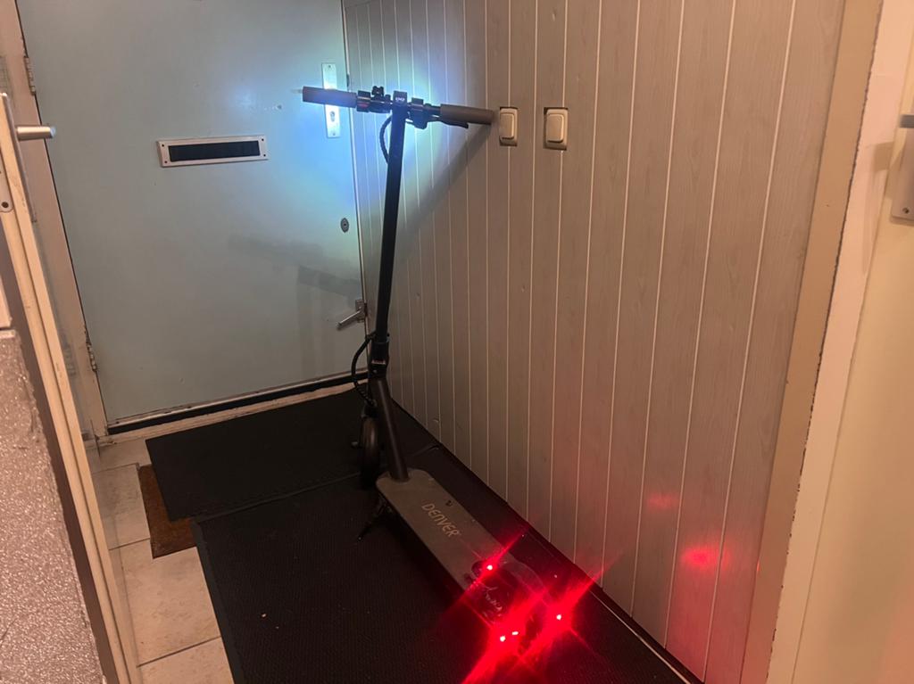 Elektrische step Denver, Fietsen en Brommers, Steps, Ophalen, Zo goed als nieuw, Elektrische step (E-scooter)