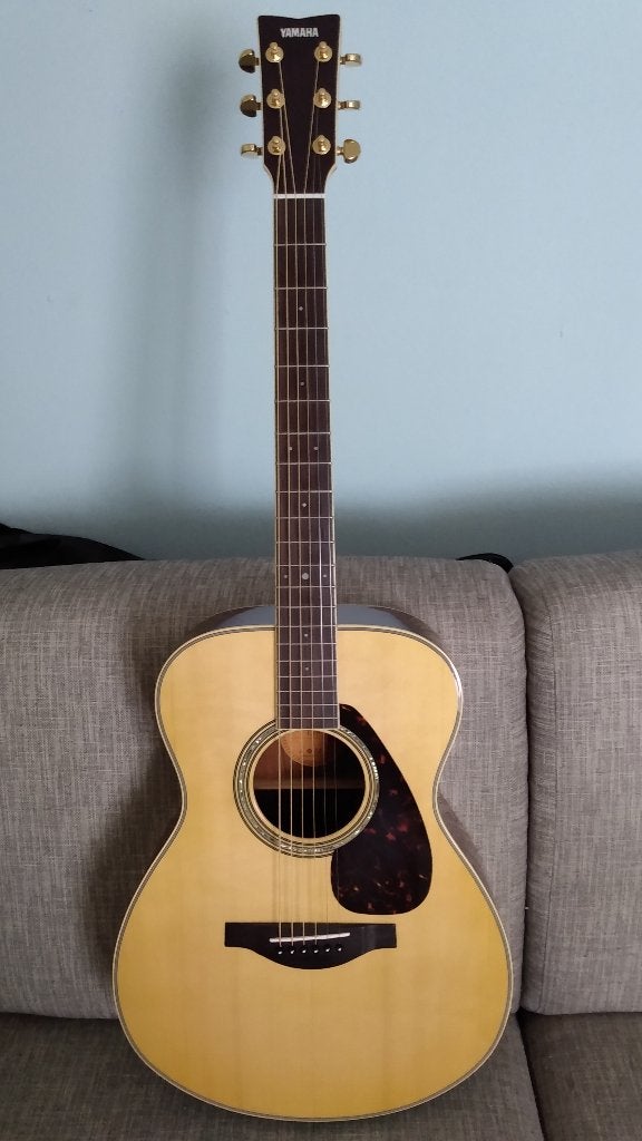 Yamaha LS6 ARE, Muziek en Instrumenten, Snaarinstrumenten | Gitaren | Akoestisch, Ophalen of Verzenden, Zo goed als nieuw, Western- of Steelstringgitaar