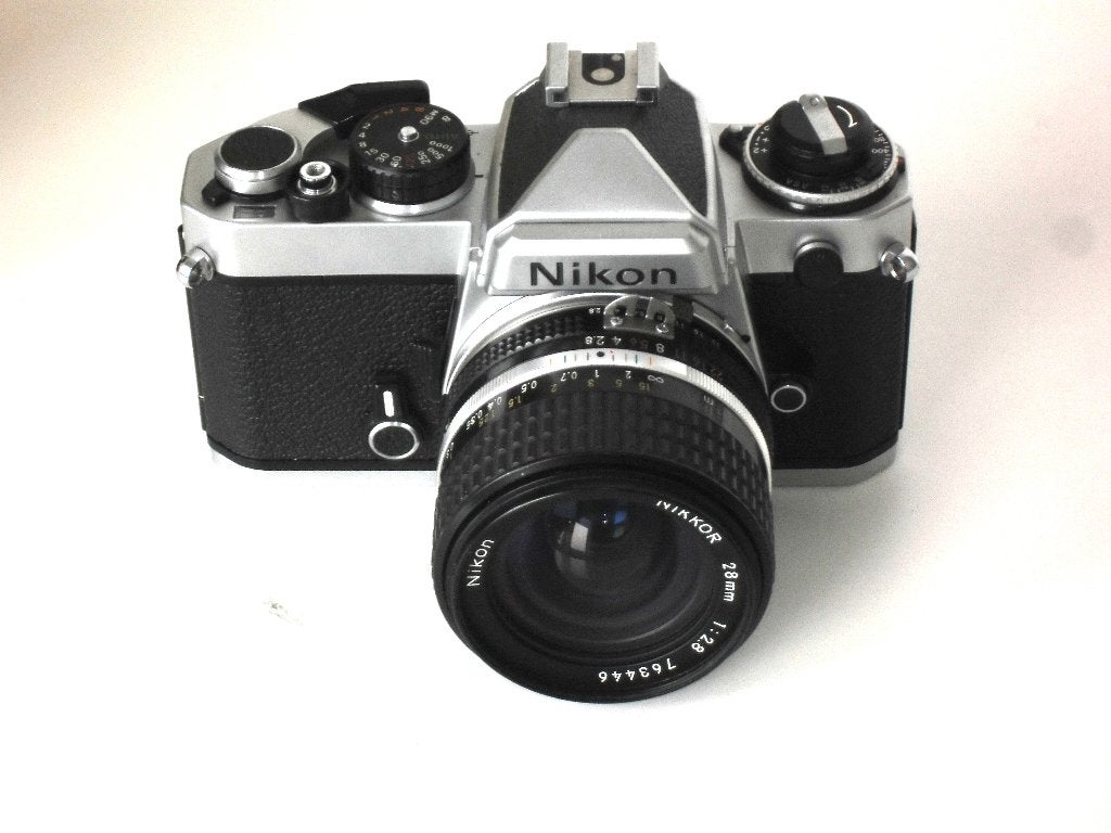 nikon fe met 2,8 28mm, Audio, Tv en Foto, Fotocamera's Analoog, Ophalen of Verzenden, Zo goed als nieuw, Spiegelreflex, Nikon