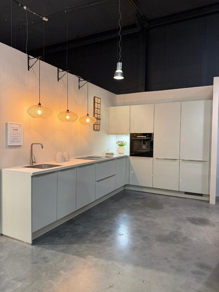 Complete Nieuwe keuken met apparatuur – Keuken Sanne