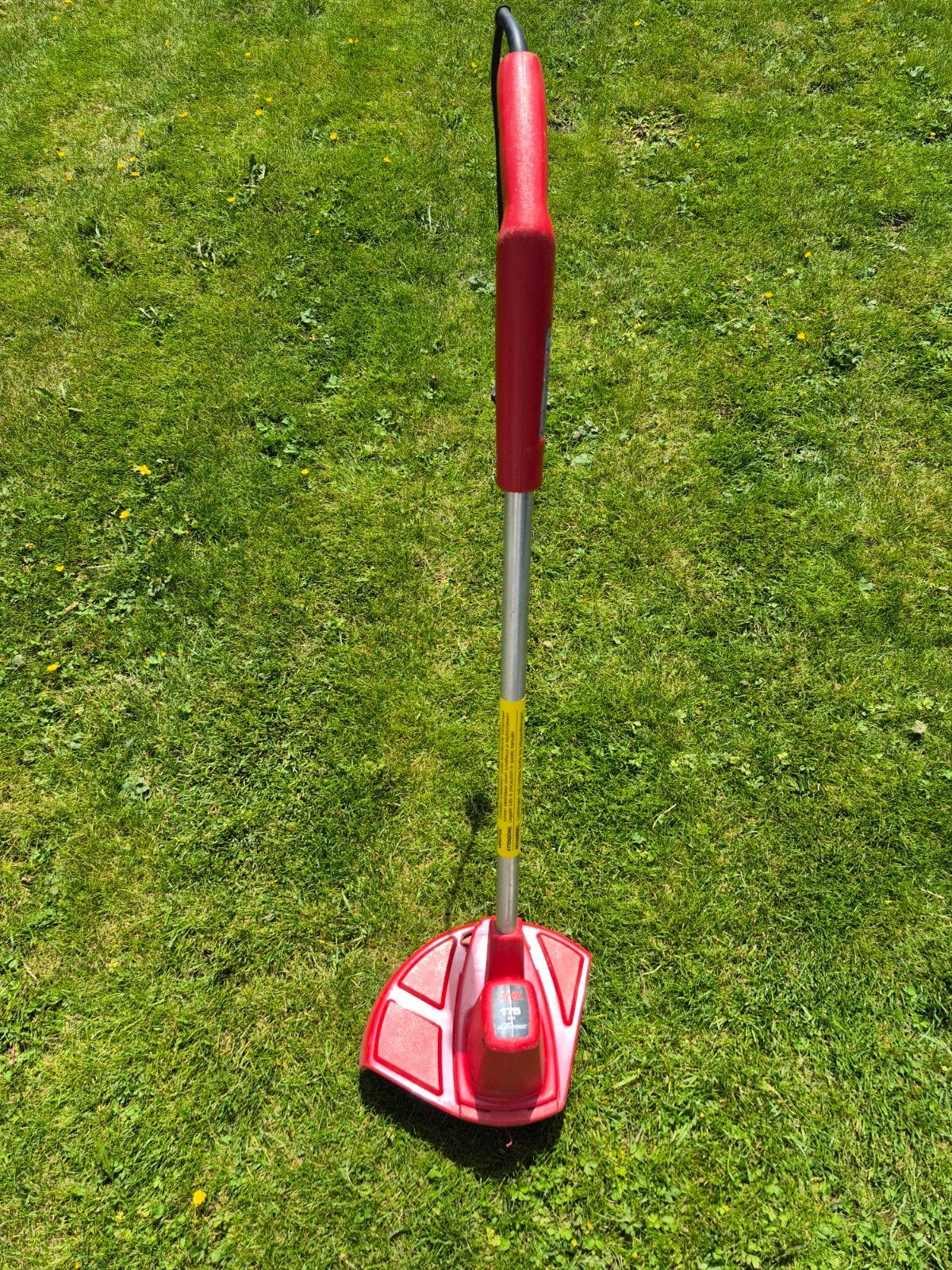 Skil Grastrimmer 175 Watt - Automatische draadtoevoer, Ophalen, Zo goed als nieuw, Elektrisch