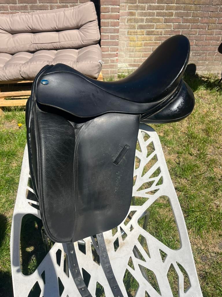 Euroriding Diamant 16,5 inch dressuurzadel, Dieren en Toebehoren, Paarden en Pony's | Zadels, Ophalen of Verzenden, Gebruikt, Dressuur
