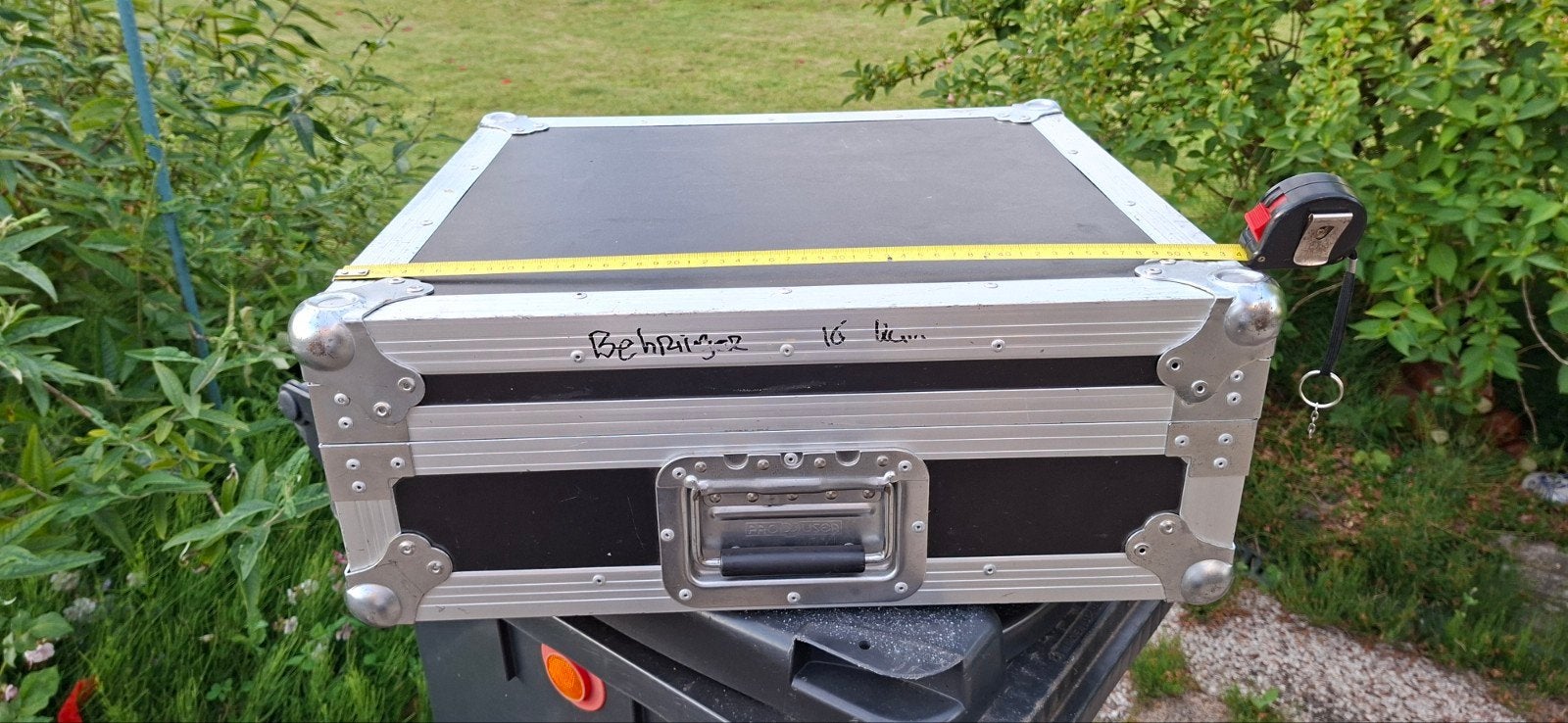 Flichtcase voor 16 kanaals mengpaneel, Ophalen of Verzenden, Overige instrumenten