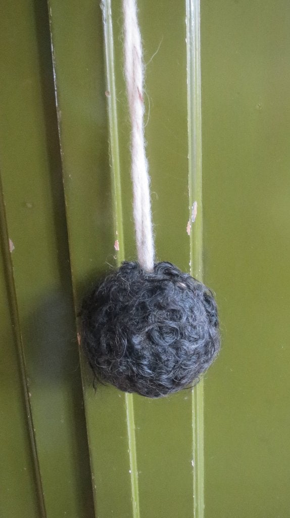 Dikke gevilte bol geschoren, gewassen Gotland schapen wol, Verzenden, Nieuw, Versiering, Wolvilt