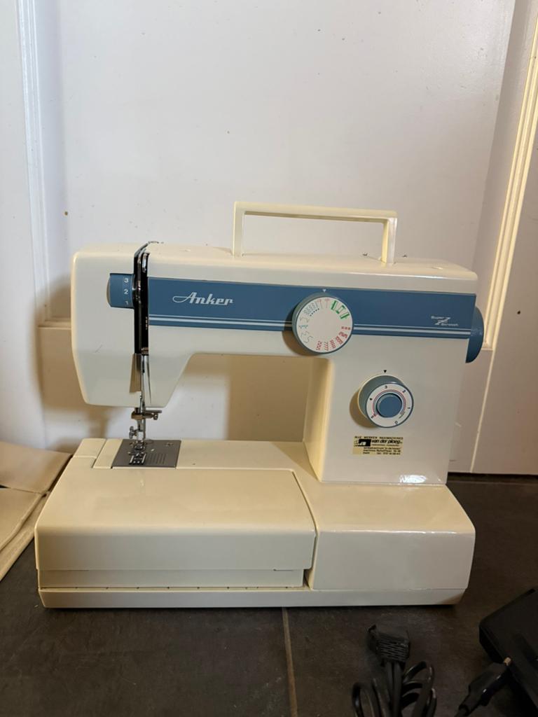 Anker naaimachine super strech, Ophalen, Zo goed als nieuw, Naaimachine, Overige merken