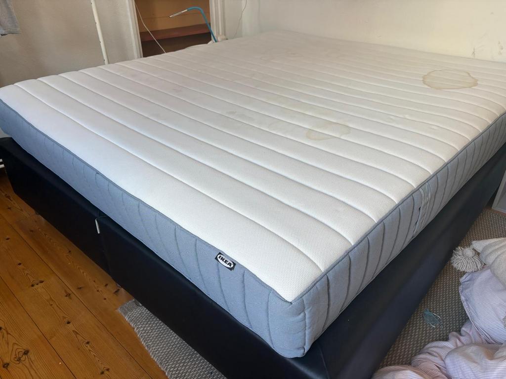 Mio Dormio bedbodem met Ikea Valevag matras 180x200, Huis en Inrichting, Slaapkamer | Matrassen en Bedbodems, Gebruikt, Tweepersoons