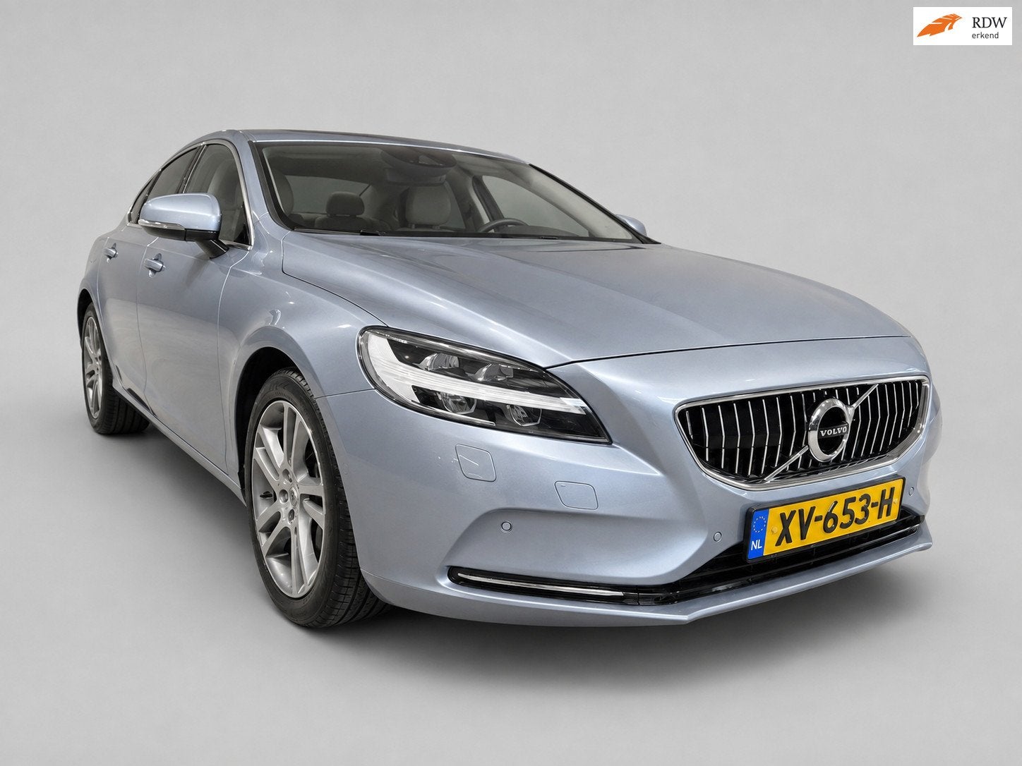 Volvo V40 2.0 T4 Inscription - Automaat - Leder met memory -, Dealer onderhouden, Automatische klimaatregeling, Gebruikt, Blauw