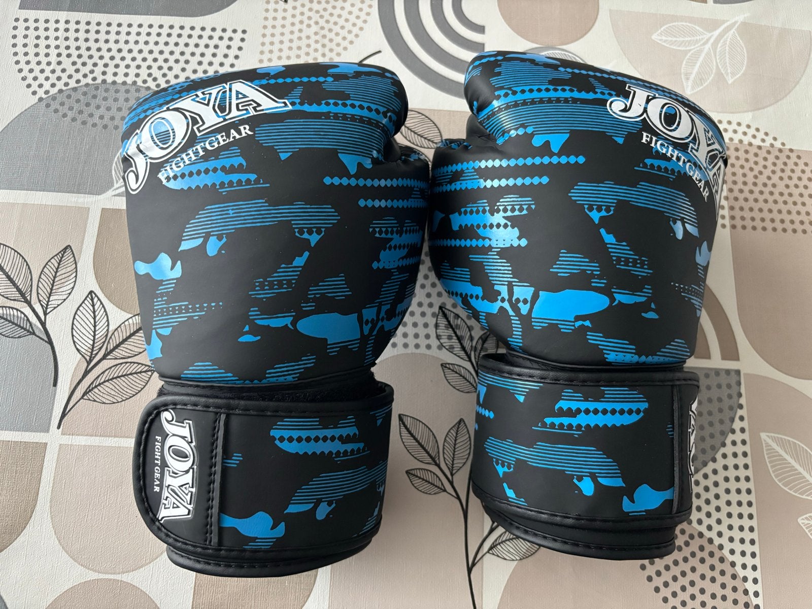 Joya Fight Gear Boks Set - Bokshandschoenen en Scheenbescher, Ophalen of Verzenden, Zo goed als nieuw, Bokshandschoenen