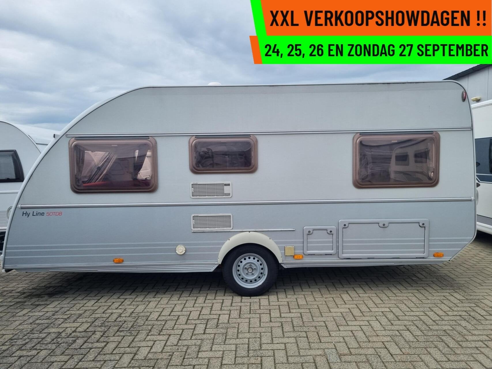 Kip - XXL VERKOOPSHOW 24,25,26 & 27 SEPT. 10-17 UUR, Rondzit, Bedrijf, 6 tot 7 meter, 1250 - 1500 kg