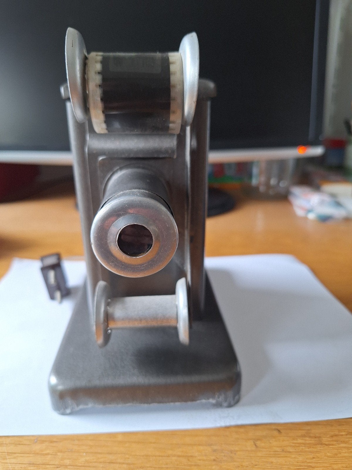 Vintage Filmprojector - Oude Filmkijker, Ophalen of Verzenden, Gebruikt, Met scherm