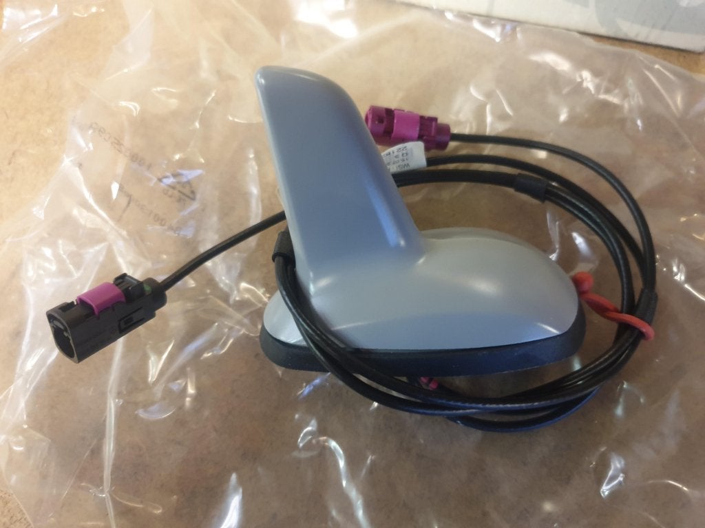 Originele antenne W221 S-Klasse A2218205675 W207 Coupe, Niet ingevuld, Mercedes-Benz, Niet ingevuld, Nieuw
