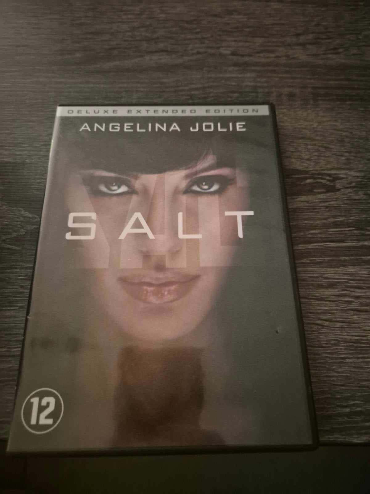 Salt, Alle leeftijden, Ophalen of Verzenden, Zo goed als nieuw