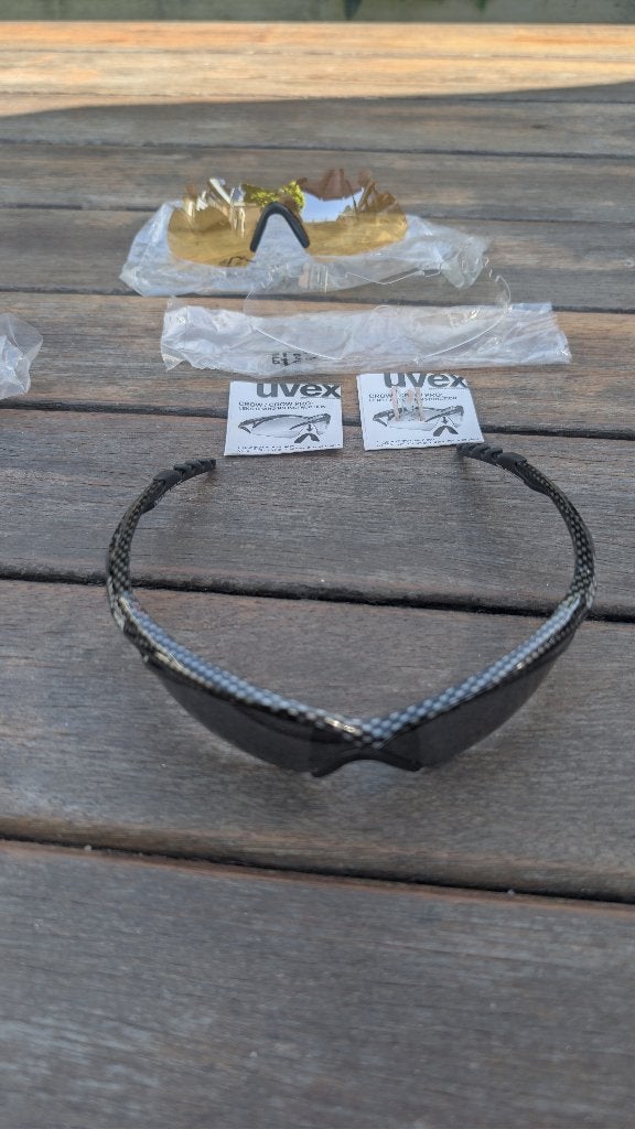 Uvex sportzonnebril met verwisselbare lenzen en hoes, Sieraden, Tassen en Uiterlijk, Zonnebrillen en Brillen | Heren, Overige merken