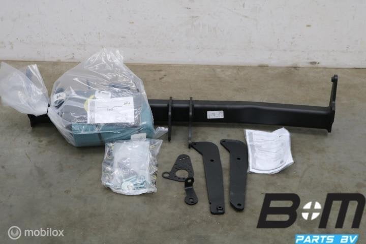 NIEUW! Afneembare trekhaak VW Passat B9 2848T60, Gebruikt