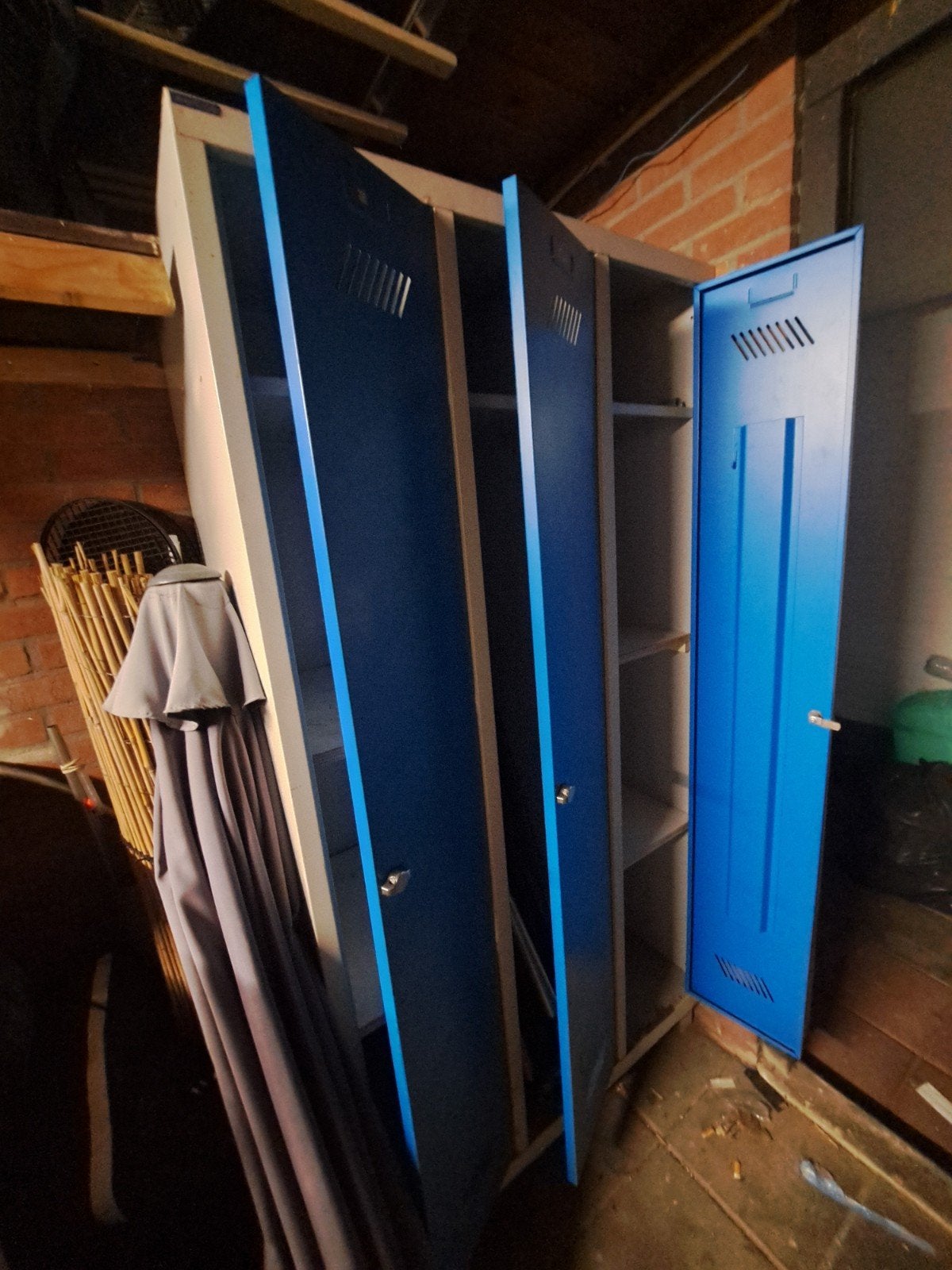 Lockers, Ophalen, Gebruikt