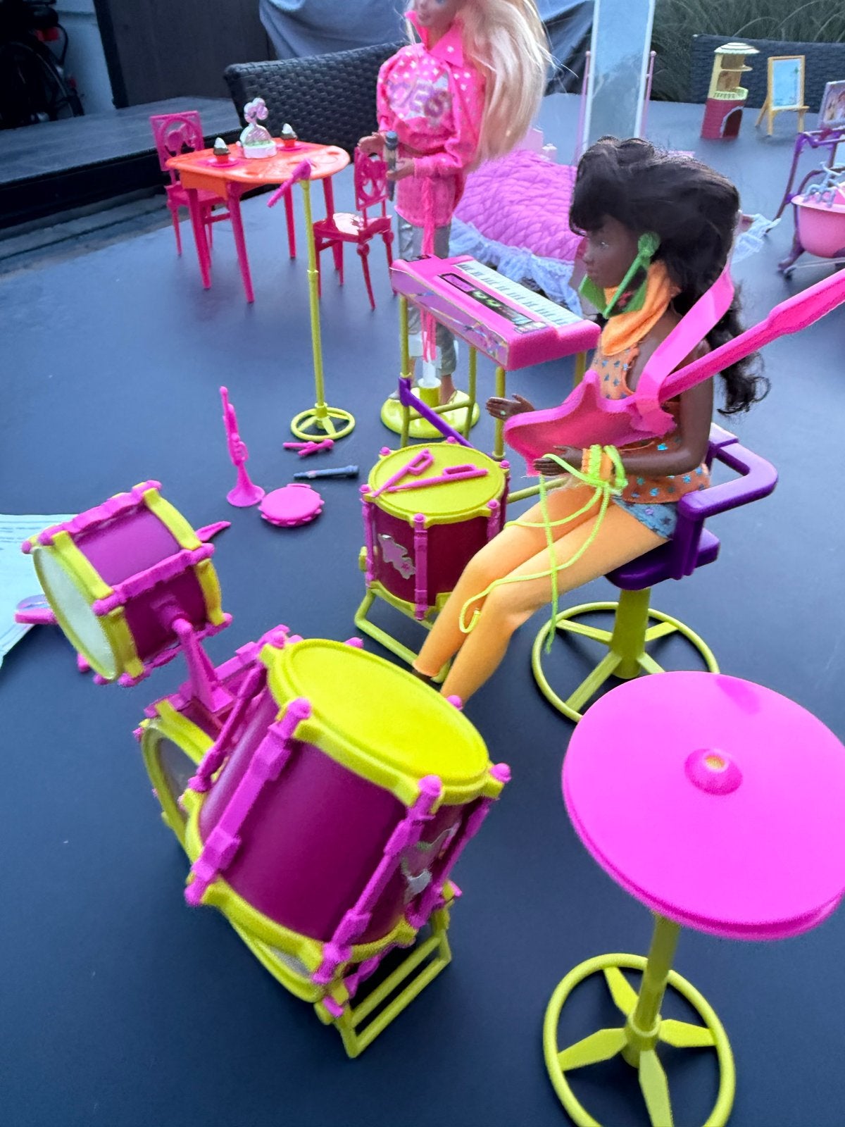 Foto 3 van Vintage Popster Rockband Barbie Set - 1985