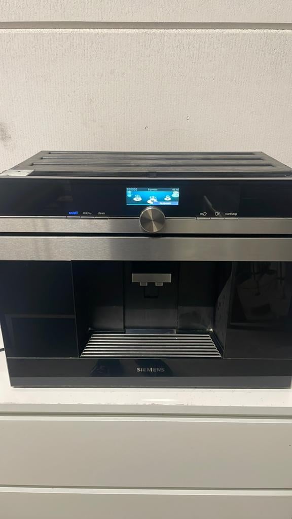 Siemens Inbouw koffiemachine, Witgoed en Apparatuur, Koffiezetapparaten, Ophalen, Zo goed als nieuw, Koffiemachine