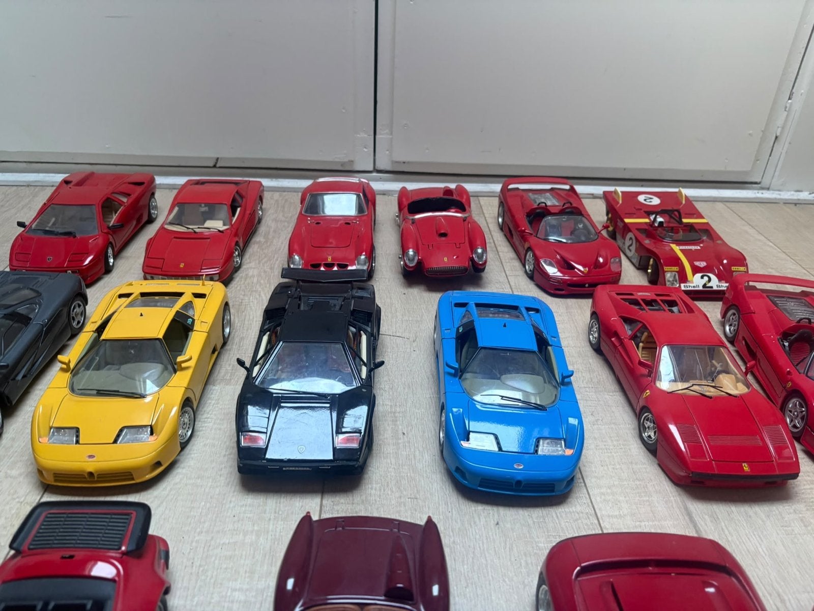 Verzameling 21 modelauto's - grotendeels 1:18, Ophalen, Gebruikt, Auto