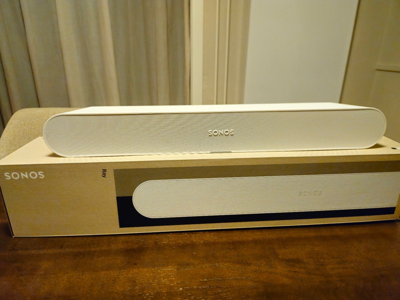 Sonos Ray soundbar wit + muurbeugel