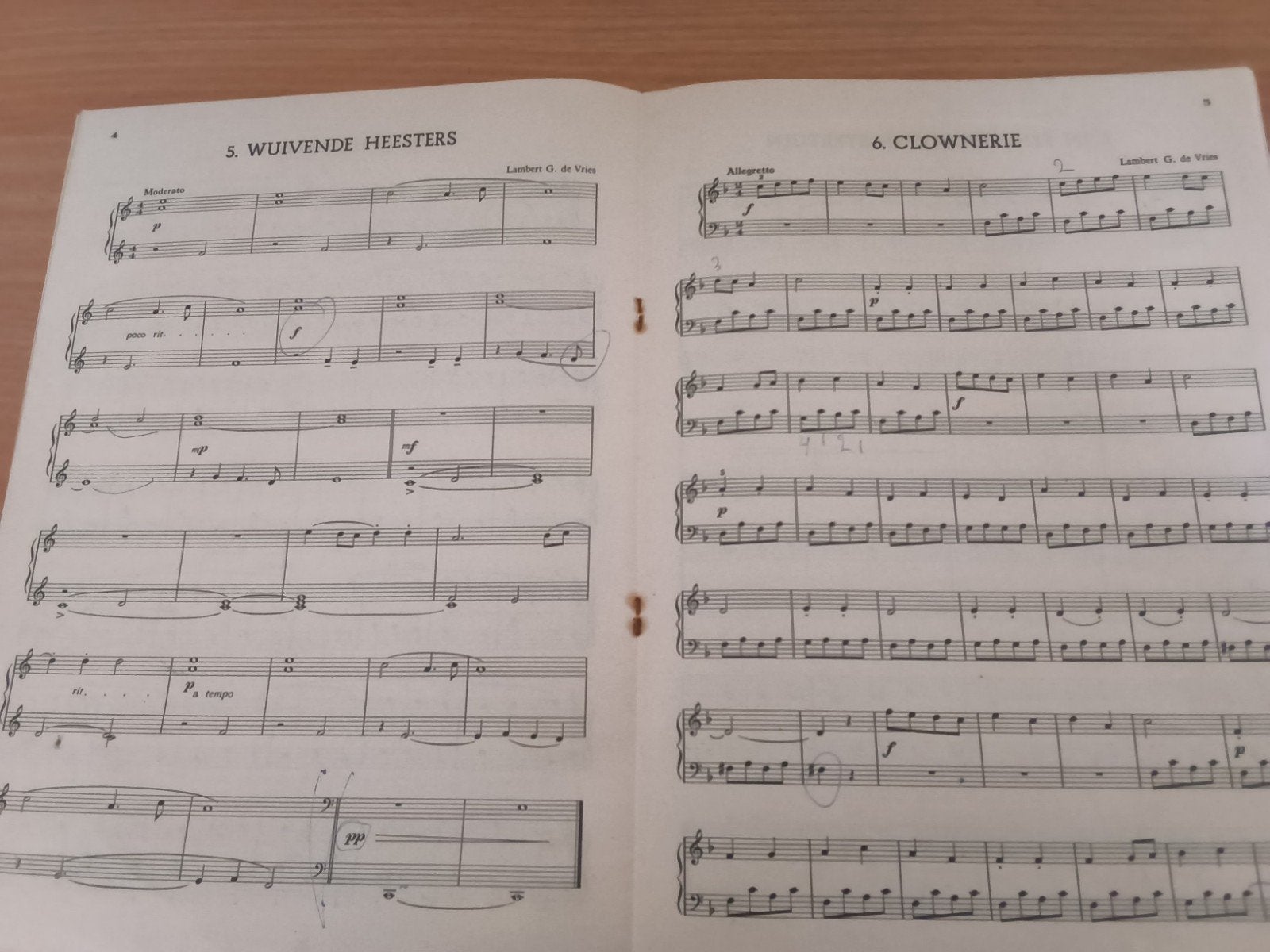 1e solodalbum voor piano - 10 beginnersstukken, Gebruikt, Klassiek, Les of Cursus, Ophalen of Verzenden