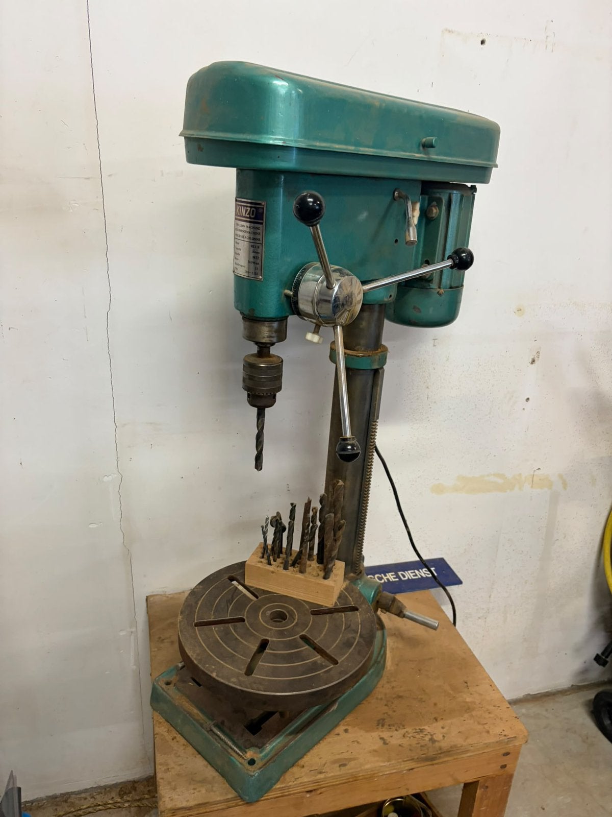 Kinzo kolomboormachine 360w 16 mm, Doe-het-zelf en Verbouw, Ophalen, Gebruikt, Minder dan 400 watt, Kolomboormachine