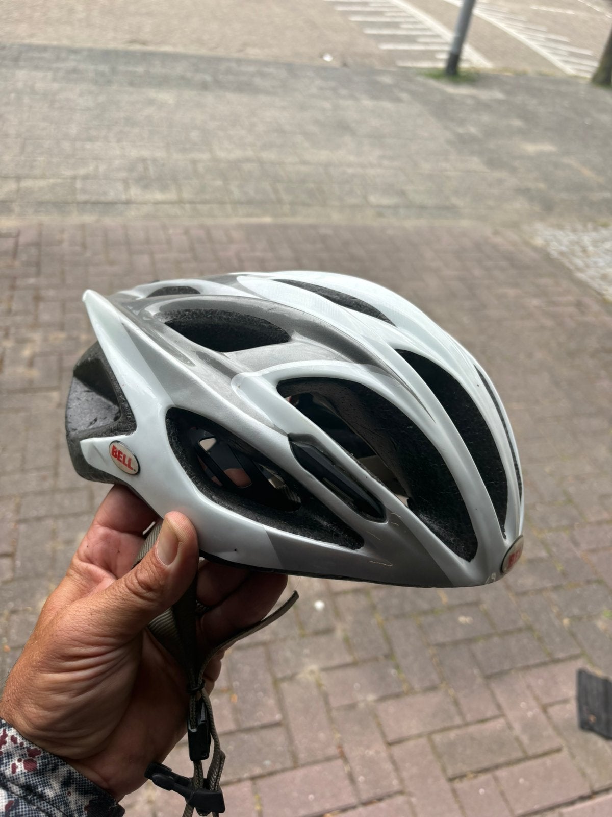 Bell Alchera fietshelm White/titan, Fietsen en Brommers, Ophalen, Zo goed als nieuw, M, Heer of Dame