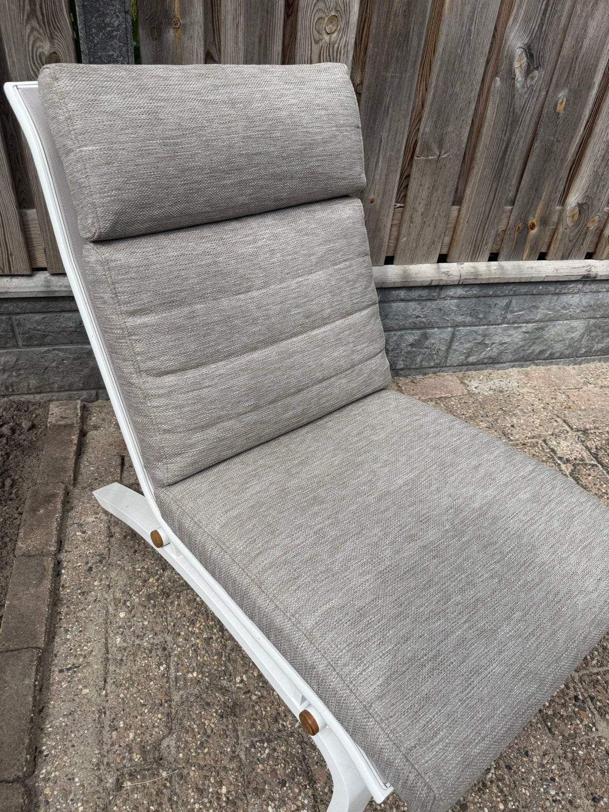 Comfortabele ligstoel met kussen van Life, Tuin en Terras, Tuinstoelen, Ophalen, Zo goed als nieuw, Overige materialen