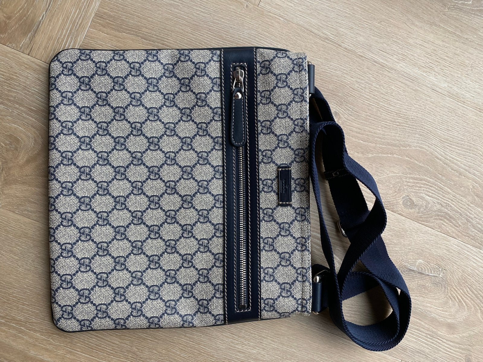 Nieuwe Gucci Schoudertas - Orinele GG Supreme Canvas, Overige merken, Blauw, Nieuw, Ophalen of Verzenden