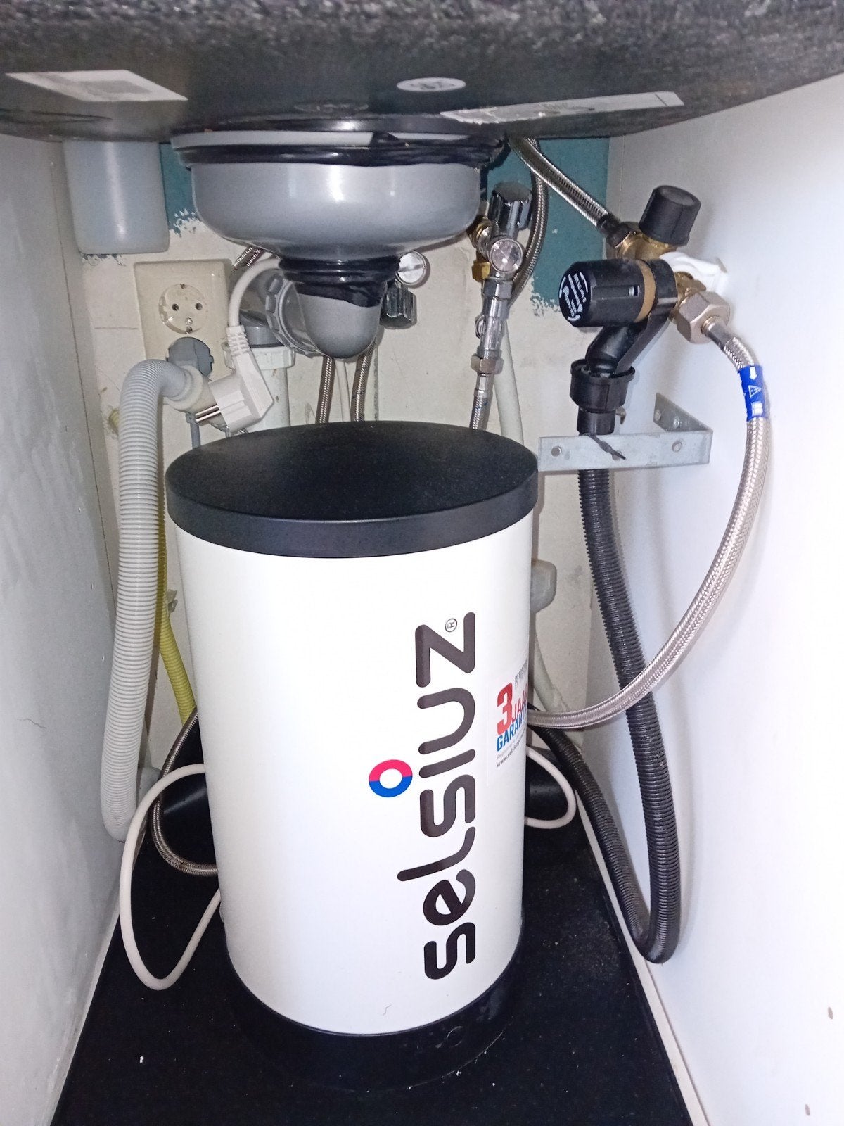 Selsiuz kokendwaterkraan met boiler, Ophalen, Boiler, Zo goed als nieuw, Minder dan 20 liter
