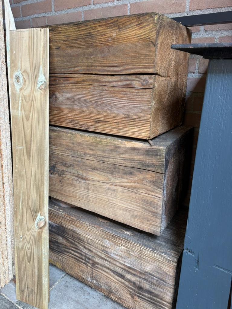 Grote blokken/balken hout te koop, Ophalen of Verzenden, Zo goed als nieuw, Hout, Overige typen